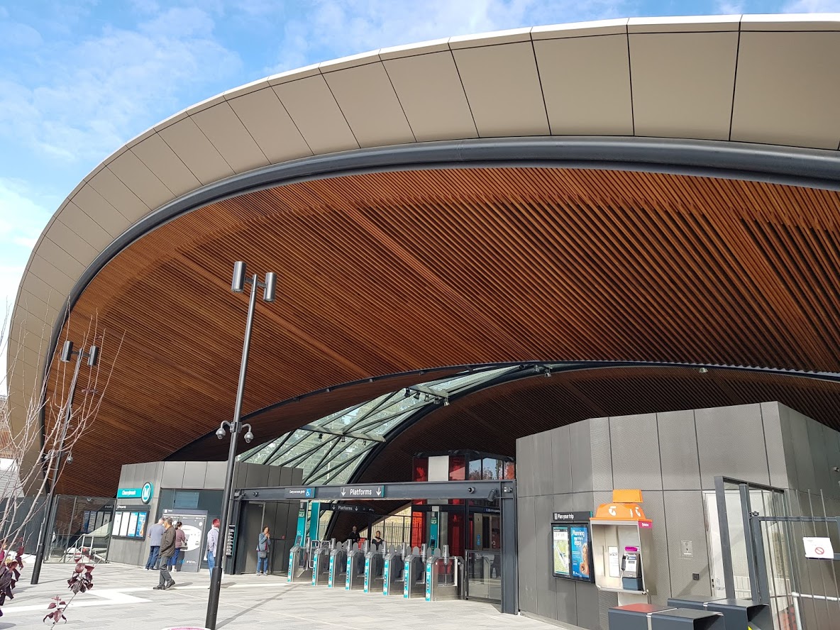 The entrance of Cherrybrook Metro Station. Photo: Photnart (CC BY-SA 4.0, via Openverse)